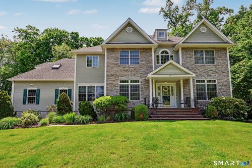 104 Franklin Rd, Milford, CT, 06460-7051 | Card Image