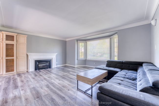 232 Patrice Dr, House other with 7 bedrooms, 6 bathrooms and 6 parking in Windsor ON | Image 4