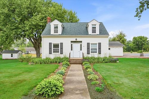 103 W 1st St, Dresser, WI, 54009-9036 | Card Image