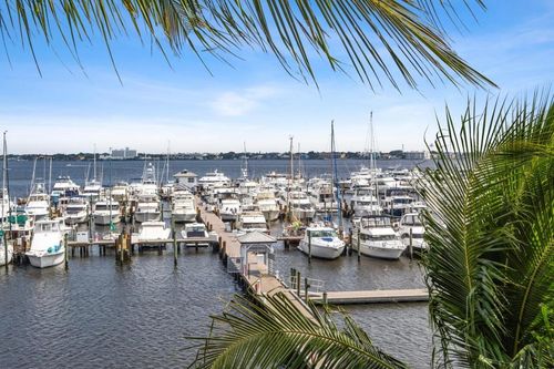 202-715 Nw Flagler Ave, Stuart, FL, 34994-1161 | Card Image