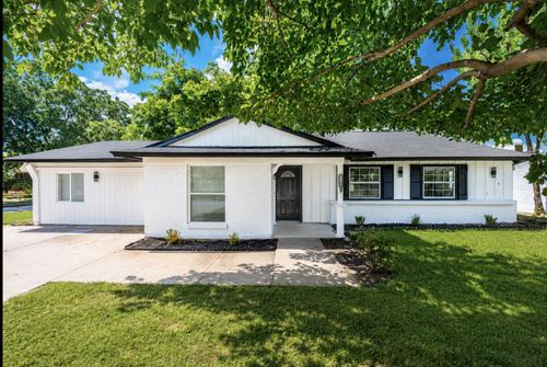 1208 Andrews St, Arlington, TX, 76011-5025 | Card Image