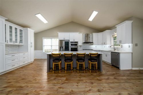 6391 Compass Dr, Flowery Branch, GA, 30542-3990 | Card Image