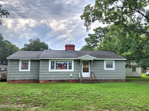 540 Saint David St, Grifton, NC, 28530-8843 | Card Image