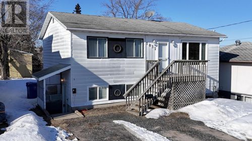 1032 Ninth St N, Kenora, ON, P9N2T3 | Card Image