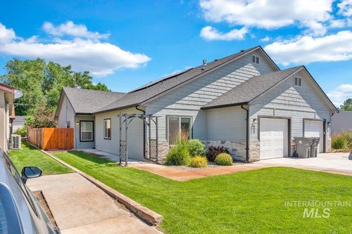 22 W Owyhee Ave, Homedale, ID, 83628-3205 | Card Image