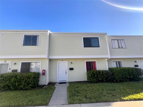 678-678 Leslie Ct, ALTAMONTE SPRINGS, FL, 32701-6106 | Card Image