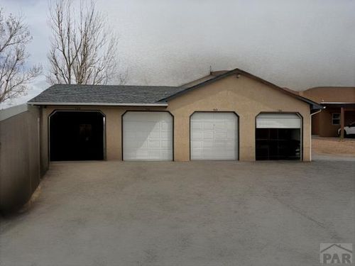 745-743-745 E Laporte Dr, Pueblo, CO, 81007-1583 | Card Image