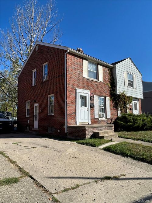 76 Spokane Villa, Pontiac, MI, 48055 | Card Image