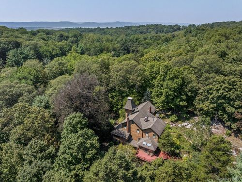 81 Glendale Rd, Ossining, NY, 10562-1607 | Card Image
