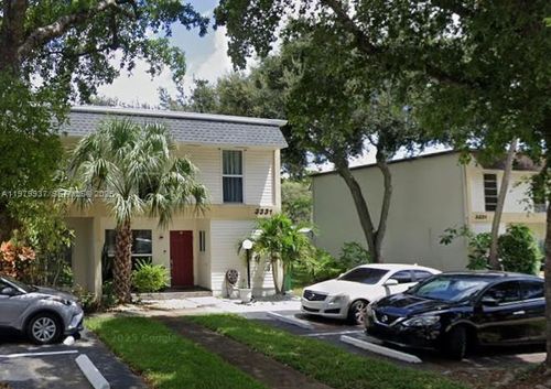 8h-3331 Farragut St, Hollywood, FL, 33021 | Card Image