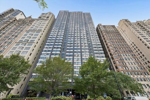 12h-1440 N Lake Shore Dr, Chicago, IL, 60610-1680 | Card Image