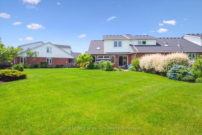 105 Riverwalk Pl, House attached with 2 bedrooms, 2 bathrooms and 3 parking in Rockwood ON | Image 31