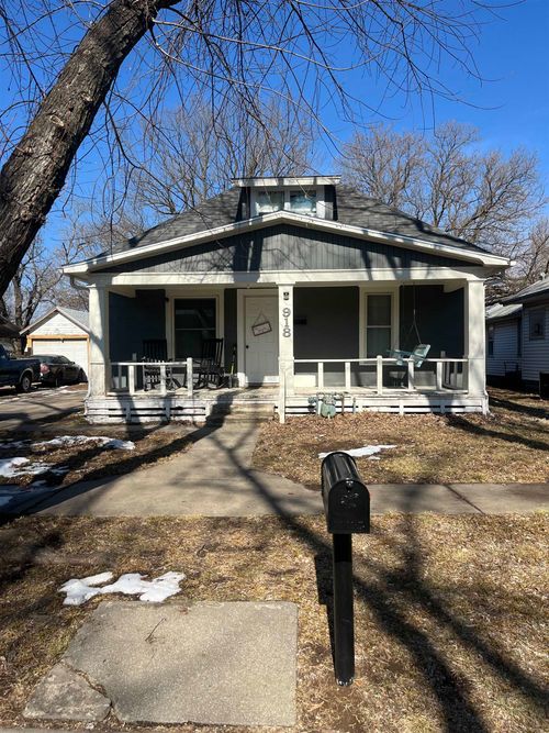 918 E 15th Ave, Winfield, KS, 67156-4502 | Card Image