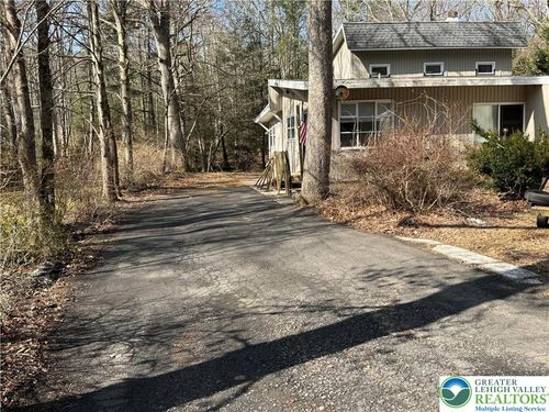 102 Creek Dr, Kunkletown, PA, 18058-8027 | Card Image