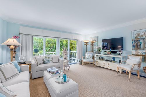 202-250 Bradley Pl, Palm Beach, FL, 33480-3767 | Card Image