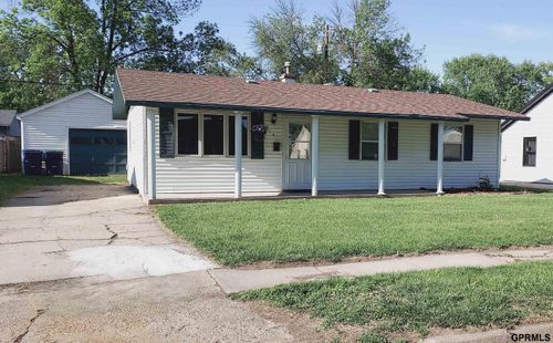 1314 Lindwood Dr, Carter Lake, IA, 51510-1406 | Card Image