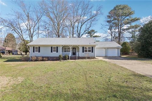 125 Sweet Bay Ln, Carrollton, GA, 30116-7051 | Card Image