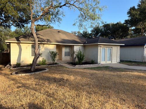 103 N Mockingbird Cir, Cedar Creek, TX, 78612-3031 | Card Image