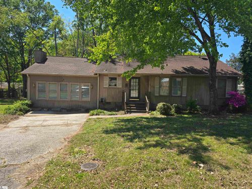 4 Cardinal Dr, Taylors, SC, 29687-3211 | Card Image