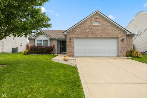 3463 Enclave Ln, Greenwood, IN, 46143-6116 | Card Image