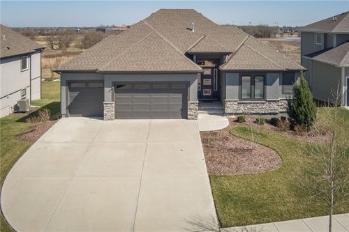 17701 Crystal St, Overland Park, KS, 66013-4534 | Card Image