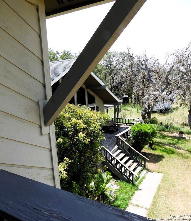 3078 Goat Hill Rd, House other with 4 bedrooms, 4 bathrooms and null parking in Lakehills TX | Image 46