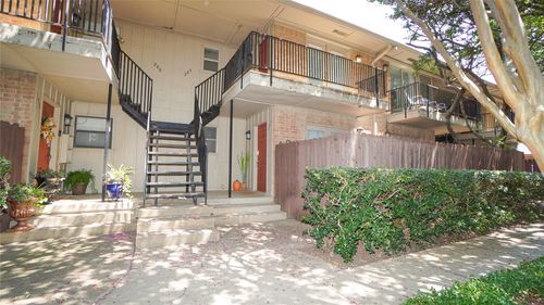 209-4211 Newton Ave, Dallas, TX, 75219-3129 | Card Image