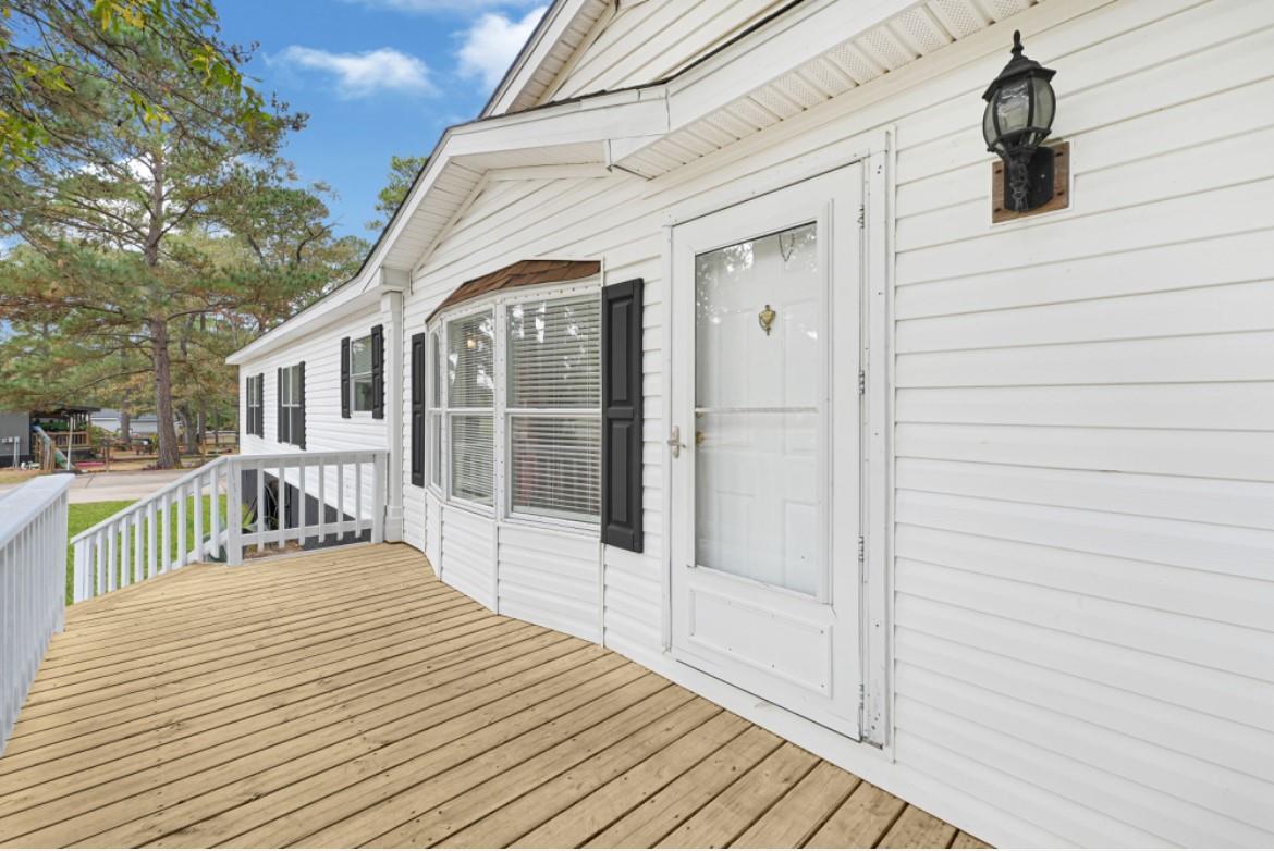 Residential Lease in Magnolia 5