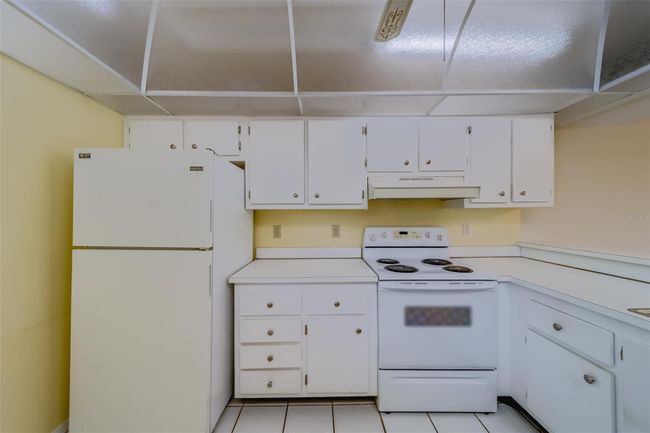 APT-8326 - 14255 Rosemary Ln, Condo with 2 bedrooms, 2 bathrooms and null parking in LARGO FL | Image 18
