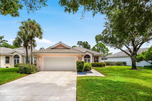 7708 Se Bay Cedar Cir, Hobe Sound, FL, 33455-7831 | Card Image