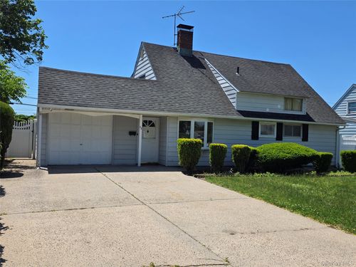 whole-house-68 Summer Lane, Oyster Bay, NY, 11801 | Card Image
