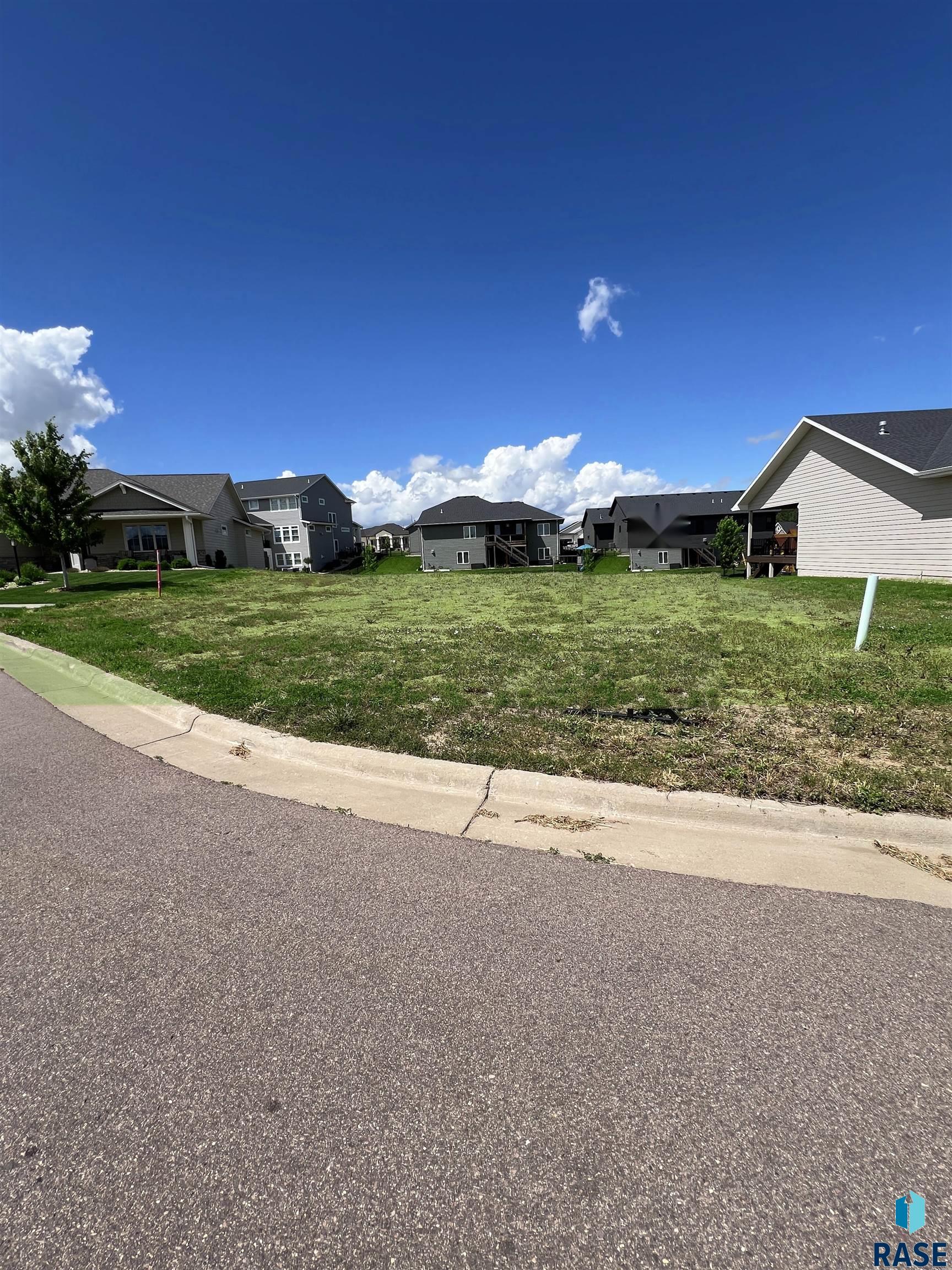 Land in Sioux Falls 2