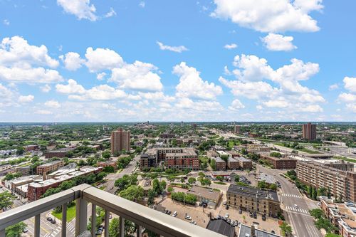 apt-2409-929 Portland Ave, Minneapolis, MN, 55404-1278 | Card Image