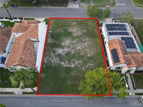 424 Cottonwood Avenue, McAllen, TX, 78501 | Card Image