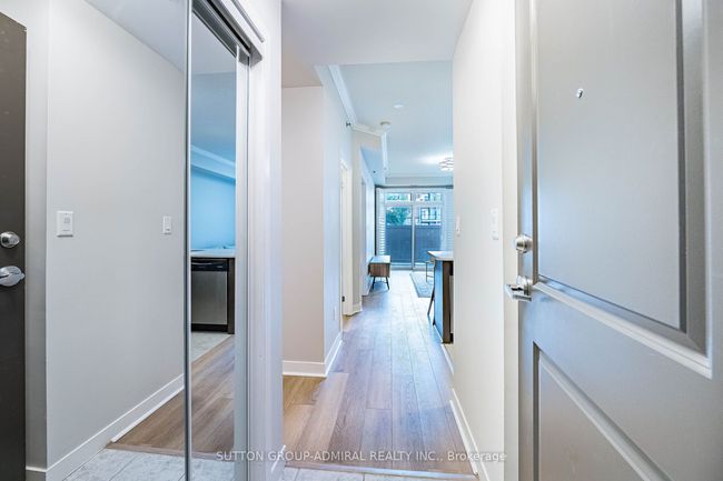 104 - 5317 Upper Middle Rd, Condo with 2 bedrooms, 1 bathrooms and null parking in Burlington ON | Image 4