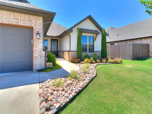 4721 Mustang Park Blvd, Mustang, OK, 73064-1078 | Card Image