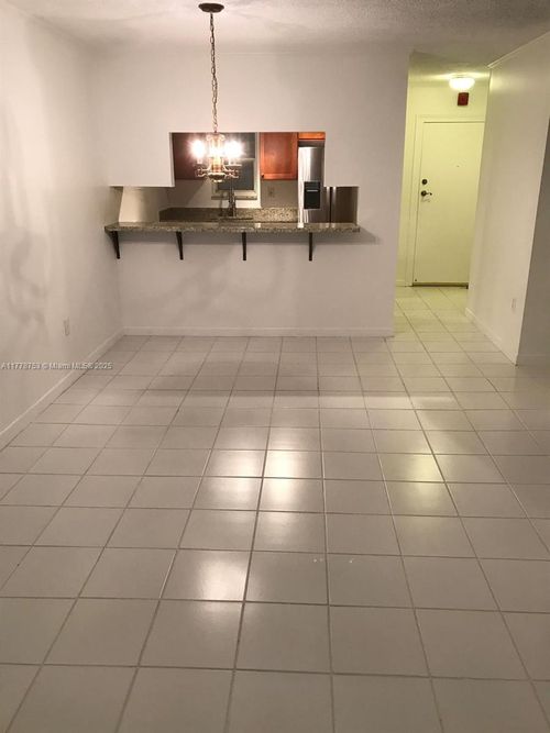 apt-104a-160 Sw 30th Ave, Miami, FL, 33135-1260 | Card Image