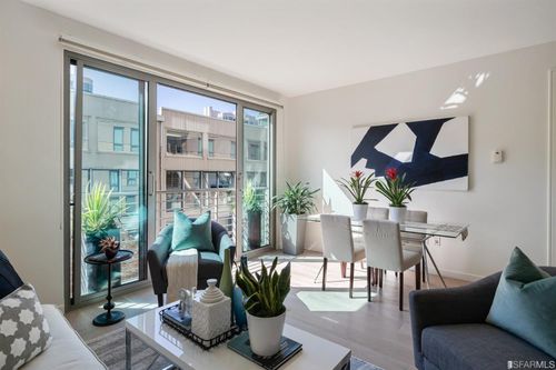 3h-219 Brannan St, San Francisco, CA, 94107-4032 | Card Image