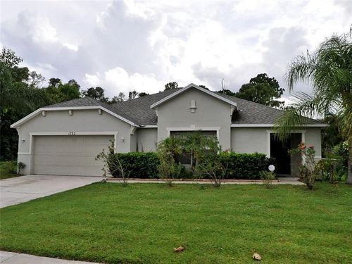 1752 Sw Airoso Blvd, Port St. Lucie, FL, 34984-3722 | Card Image