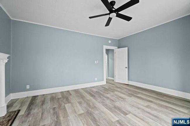 17 W Pierrepont Ave, Home with 2 bedrooms, 1 bathrooms and null parking in Rutherford NJ | Image 16