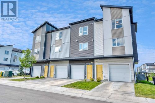 301 Redstone Blvd Ne, Calgary, AB, T3N1V7 | Card Image