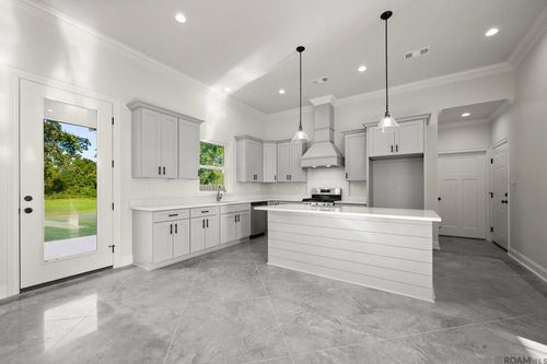 44483 Hayley Dr, Hammond, LA, 70403-2630 | Card Image