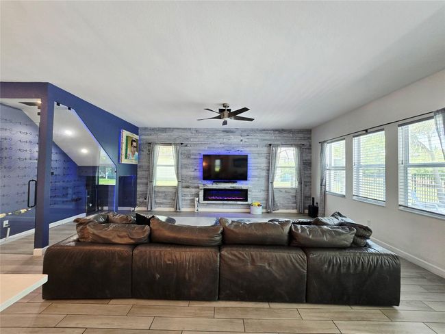 19655 Split Rail Run, House other with 5 bedrooms, 4 bathrooms and null parking in Loxahatchee FL | Image 6