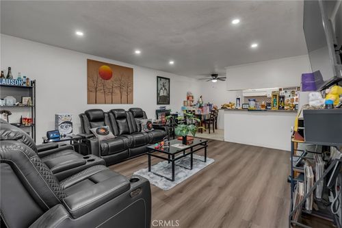 unit-314-5530 Ackerfield Ave, Long Beach, CA, 90805-4937 | Card Image