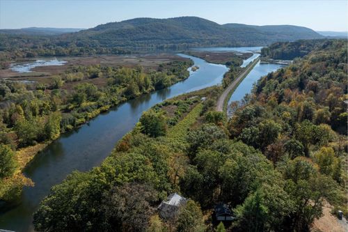 79 Missing Link Rd, Bellows Falls, VT, 05101-3008 | Card Image