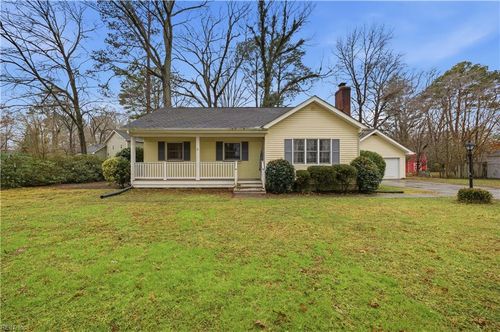 205 Fresno Drive, Chesapeake, VA, 23322 | Card Image