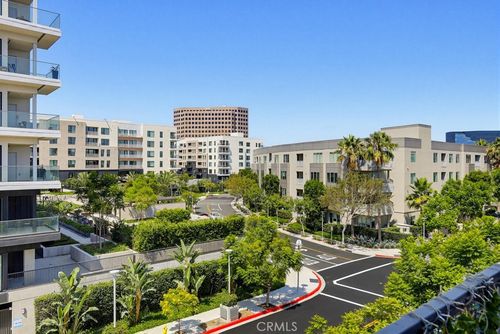 108 Tribeca, Irvine, CA, 92612-0178 | Card Image