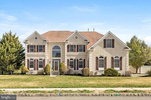 2 Kasey Ct, SOMERSET, NJ, 08873-5006 | Card Image