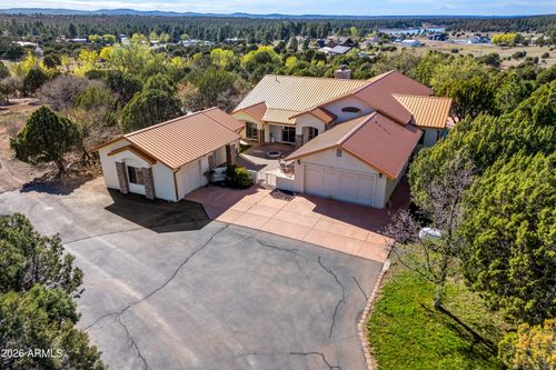 1600 N 16th Ave, Show Low, AZ, 85901 | Card Image