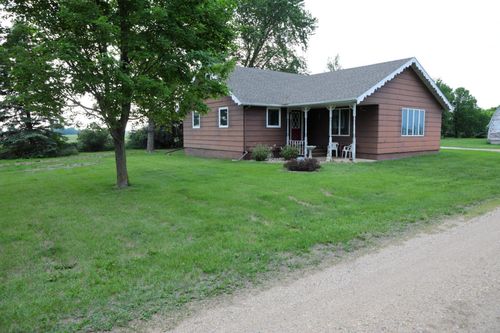 2490 70th St Sw, Appleton, MN, 56208-1806 | Card Image